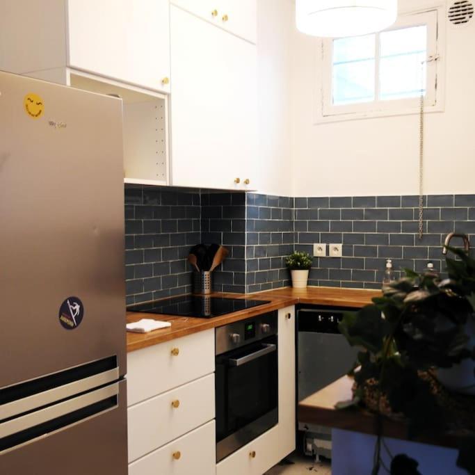 Appartement Haussmanannien Cosy - Republique Париж Екстериор снимка